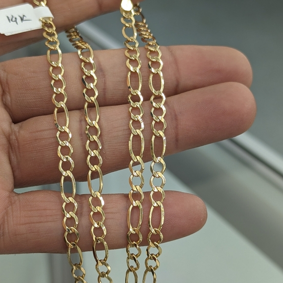 14kt Real Solid Gold Figaro Chain 4.5mm 22 inches